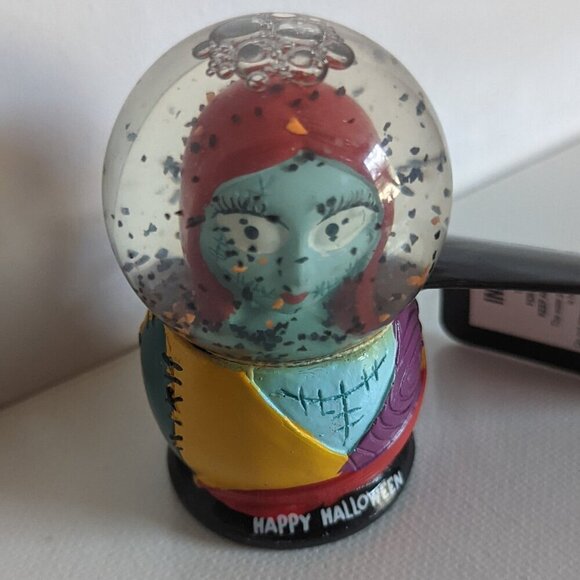NWT 4" Sally Mini Snow Globe Halloween Nightmare Before Christmas NBC Disney NEW - Picture 1 of 8